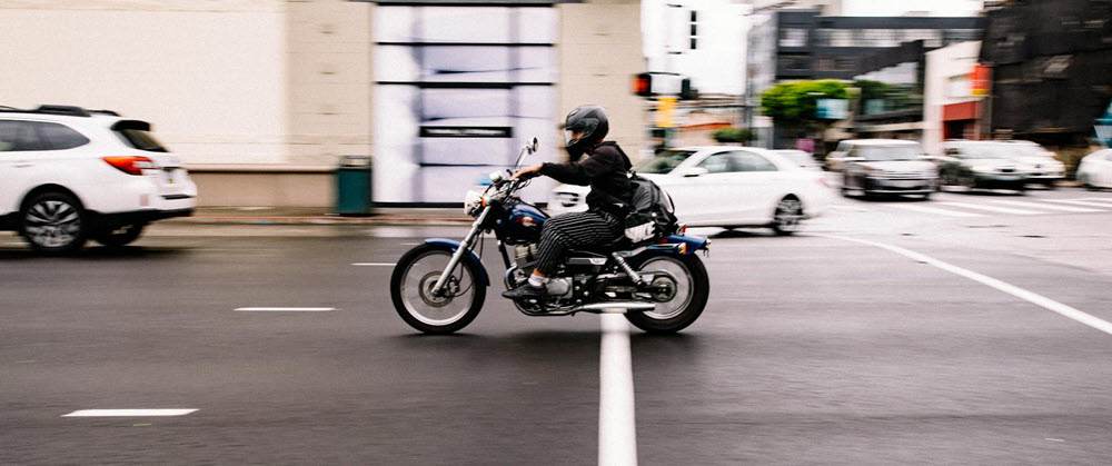 Rechtsbijstandsverzekering bij je motorverzekering: noodzakelijk of onnodig?